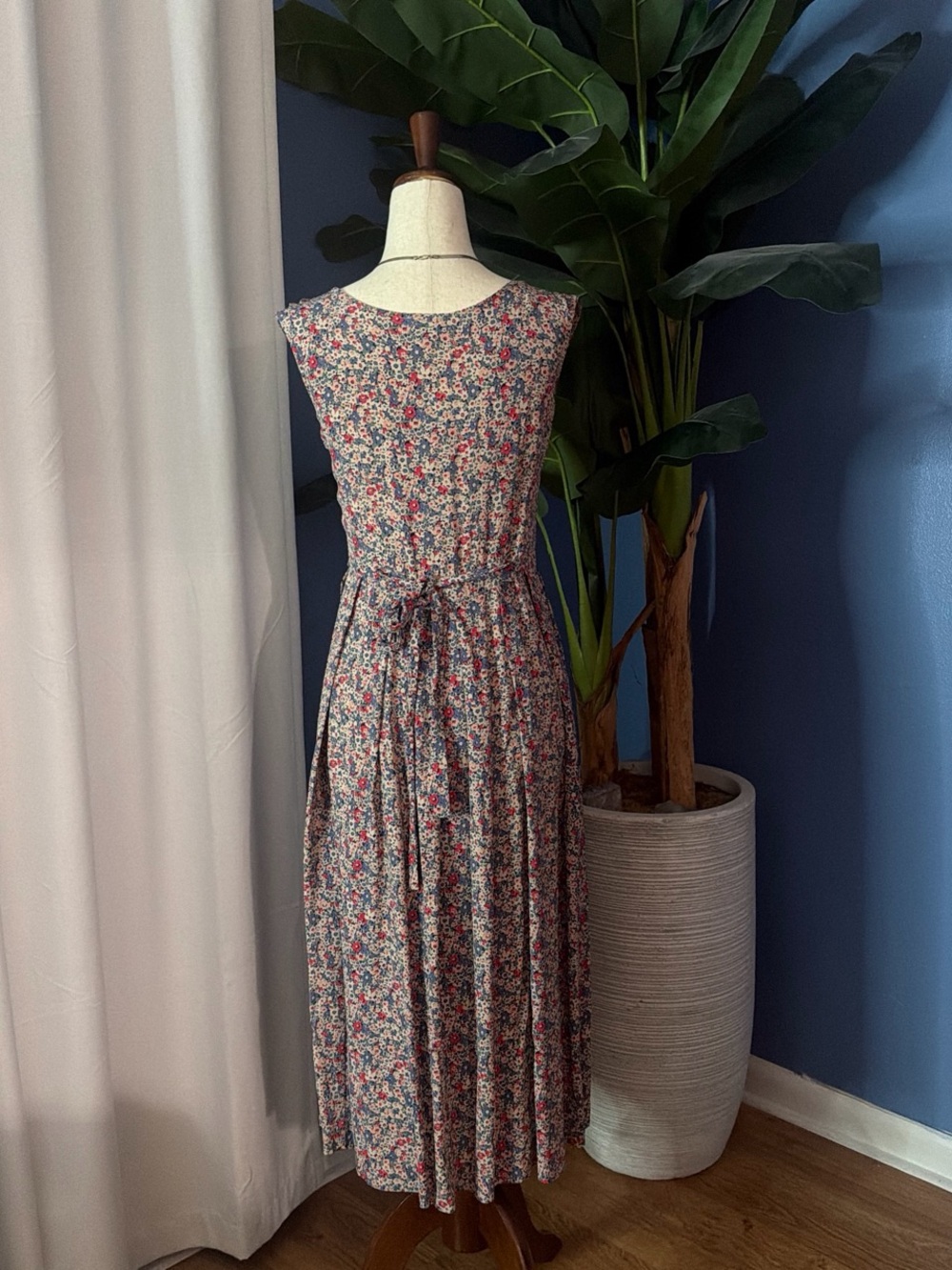 Vintage Banana Republic Blue Floral Button-Front Midi Dress - Picture 2 of 4